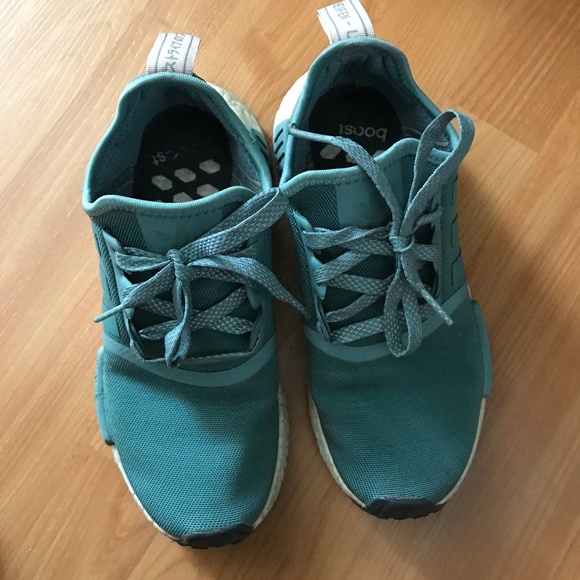 nmd r1 mint